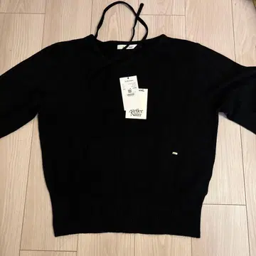 아틀리에 나인 니트 새상품