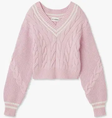 릴리 브라운 V넥 케이블 니트 풀오버