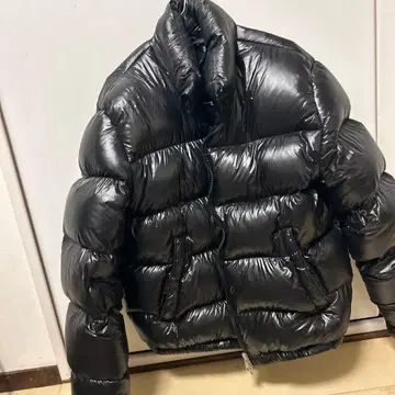 블랙 다운 자켓 숏 기장
