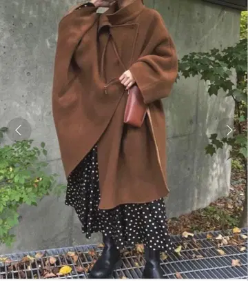 아메리 UNDRESSED HANDY OVER PONCHO 판초