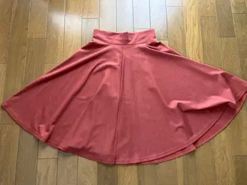 플레어 스커트 무릎 기장