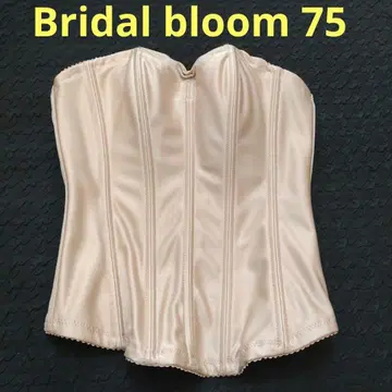새상품급 럭셔리 뷔스티에 Bridal bloom 75