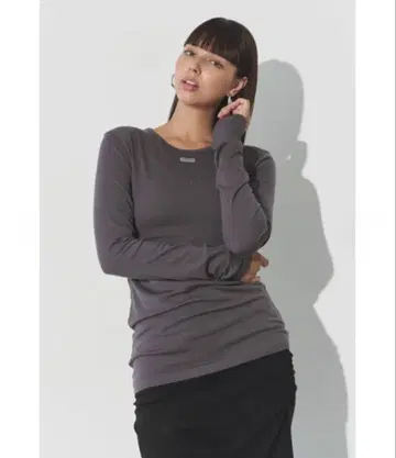 알리시아스탄 Wellness Long Sleeve Tee