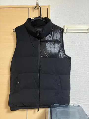 LUKE AMPLIS 블랙 다운 베스트