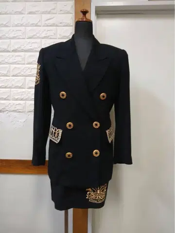 고급 80s 90s 버블 수트 상하의 세트 금장 장식 로라로라 9호 블랙