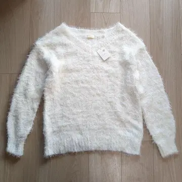 어스 뮤직 앤 이콜로지 아이보리 긴팔 니트 스웨터 프리