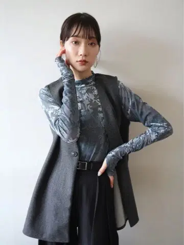 새상품 Lumier 뤼미에 페이크 울 노카라 베스트 그레이 M