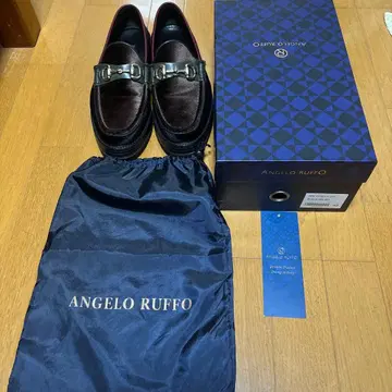 [ 상자, 주머니, 택 포함 ] ANGELO RUFFO 벨벳 로퍼