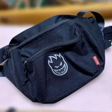 [새상품급] spitfire 스피트파이어 바디백