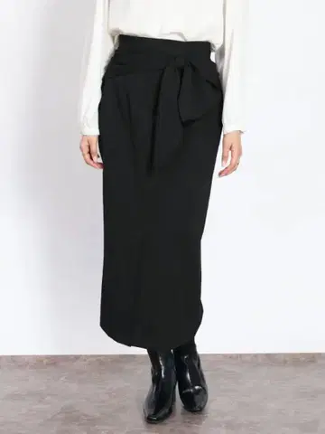 FENNEL 허리 리본 타이트 스커트