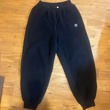 adidas 블랙 스웨트 팬츠