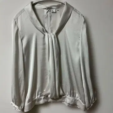 더 수트 컴퍼니 새틴풍 블라우스 자켓 이너