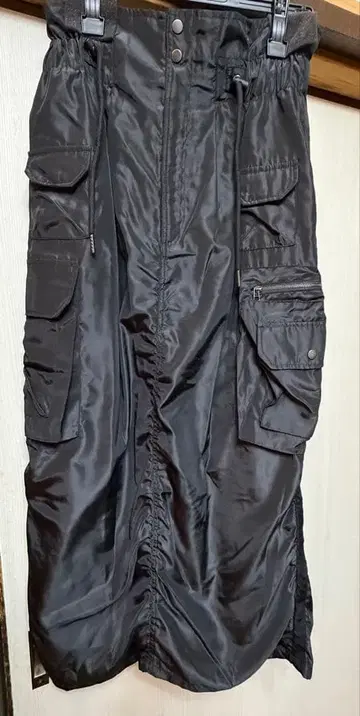 정가 18000엔 미사용 새상품 라셰트 액티브 롱 스커트