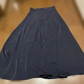 BANANA REPUBLIC 네이비 플레어 스커트 사이즈 4