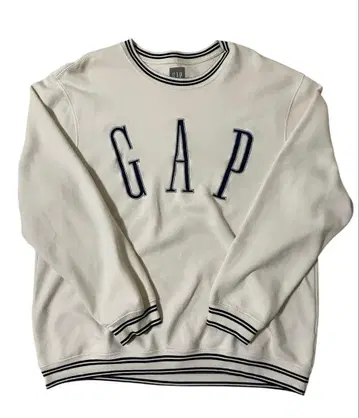 GAP 맨투맨 속기모 YZERR 착용