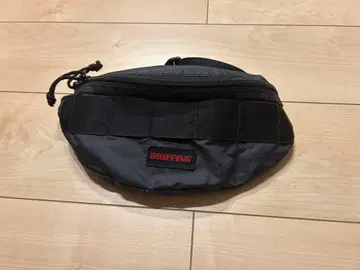 BRIEFING 바디백 블랙