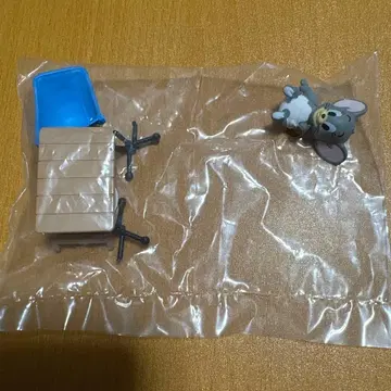 톰과 제리 신나는 캠핑 타피