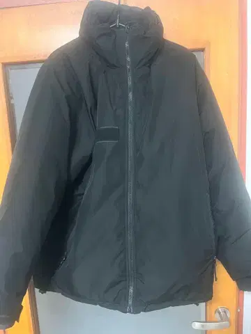 GU 블랙 다운 자켓 311-32918