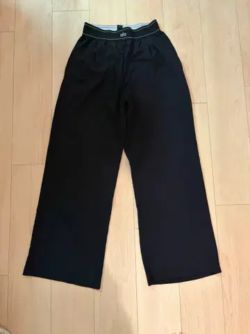 ALO Yoga 수트 업 트라우저 S 사이즈 레귤러