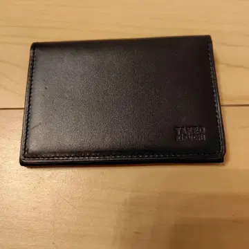 다케오 키쿠치 블랙 가죽 패스 케이스