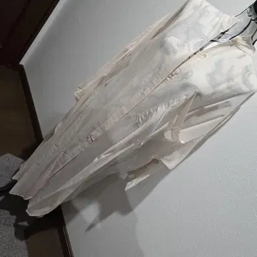 아이보리 긴팔 셔츠 원피스 새상품급