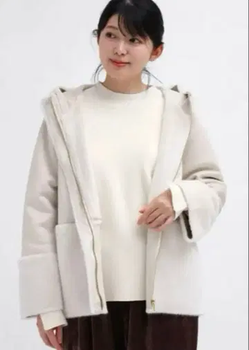 [미사용 새상품] 퍼 무스탕 아우터 야마다야 베이지 메독