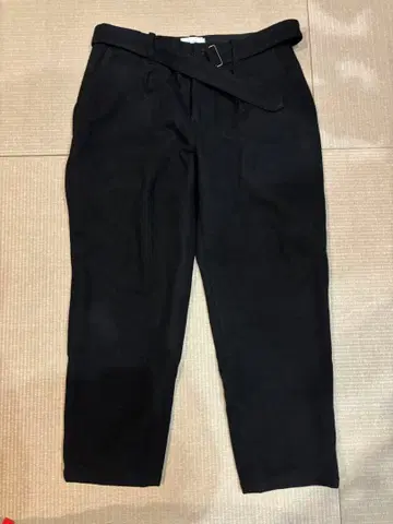 가격 인하 STILL BY HAND 울 팬츠 사이즈 46