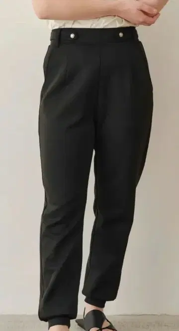 [ 새상품 미사용 ] MES VACANCES 트윈 페이스 엘레강트 팬츠