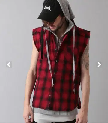 NOID 슬리브리스 체크 셔츠