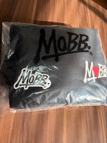 MOBB 블랙 후드 부착 후드티 M 사이즈