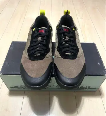 이볼브 어프로치 슈즈 레벨 25.5cm