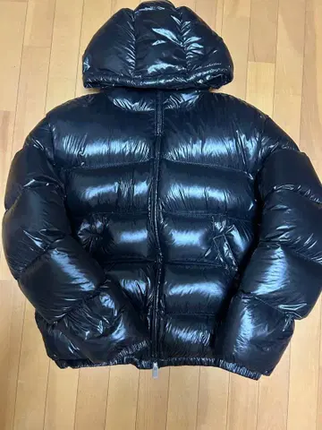 ZABA 후드 부착 다운 자켓 블랙