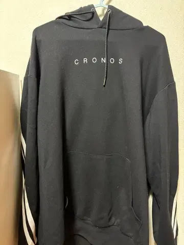 CRONOS 블랙 후드티 완판템