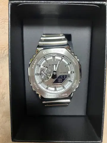 G-SHOCK GM-2100 실버 남성용 손목시계 보증서 포함