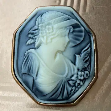 빅 사이즈 카메오 브로치 목걸이 탑 새와 모자를 쓴 여성 골드