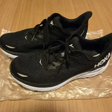 호카 오네오네 클리프턴 8 와이드 30.0cm 블랙