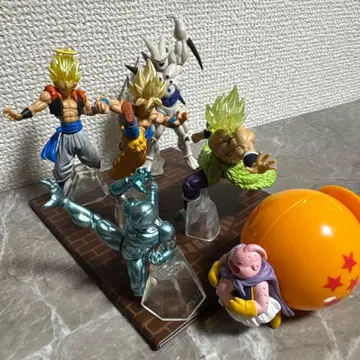 드래곤볼 피규어 세트