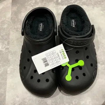 crocs 블랙 듀얼 클로그 샌들
