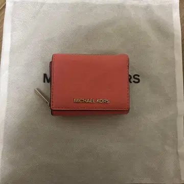 MICHAEL KORS 핑크 3단 폴더형 지갑