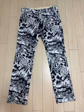 모노톤 추상 패턴 슬림핏 팬츠 LL