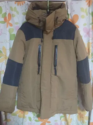 F.P.O 다운 자켓 후드 부착 브라운/블랙