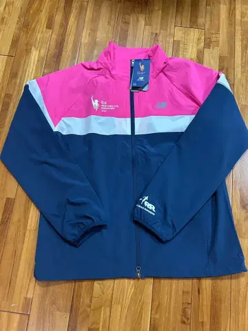 New Balance 트레이닝 자켓 WJ43200M S/M