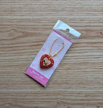 스누피 타운샵 러브 시리즈 2006 하트형 로켓 키링