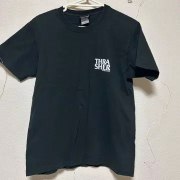 THRASHER 블랙 T셔츠 백 프린트