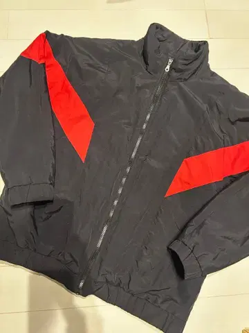 블루종 구제 의류 사이즈 M 블랙 x 레드