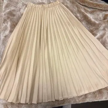 데미-럭스 BEAMS 플리츠 롱 스커트 아이보리