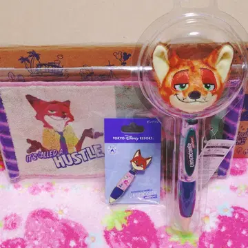 닉 미니 타월. 핀 배지. 볼펜 주토피아 디즈니랜드