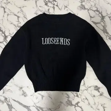 GYDA 크롭 니트 블랙