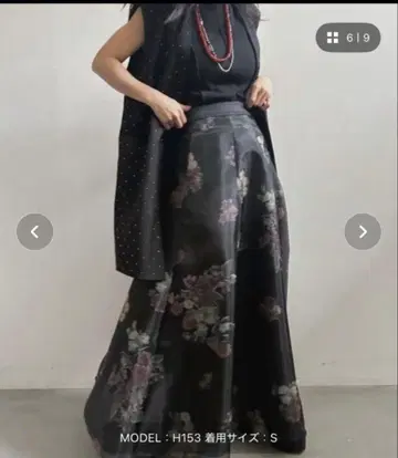 Ameri FLOWER ORGANDY FLARE SKIRT 블랙