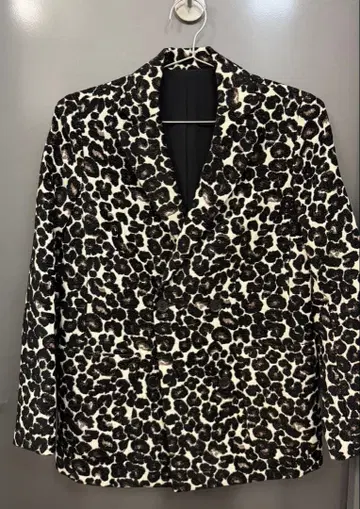 메종 드 리퍼 레오파드 무늬 더블 자켓